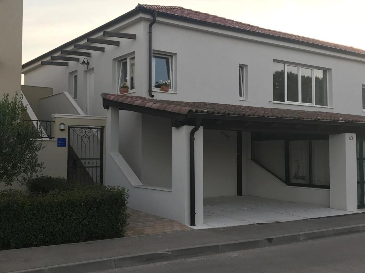 Rita Apartman *