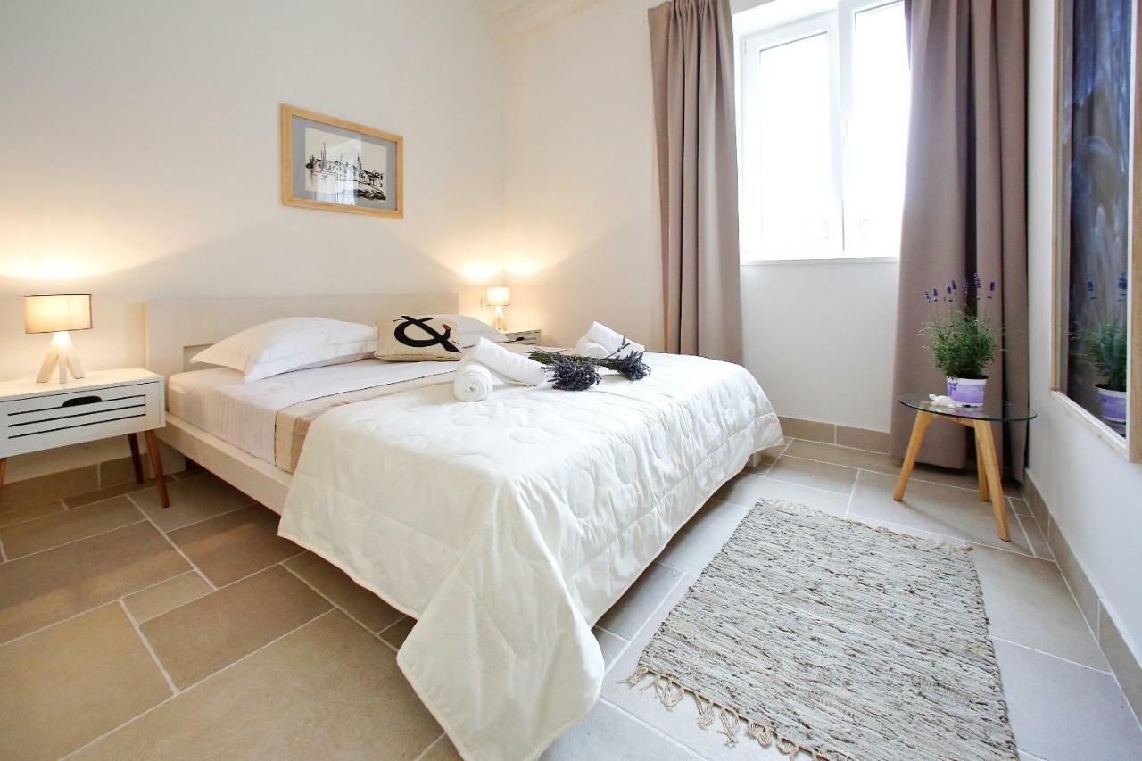 Rita Apartman *
