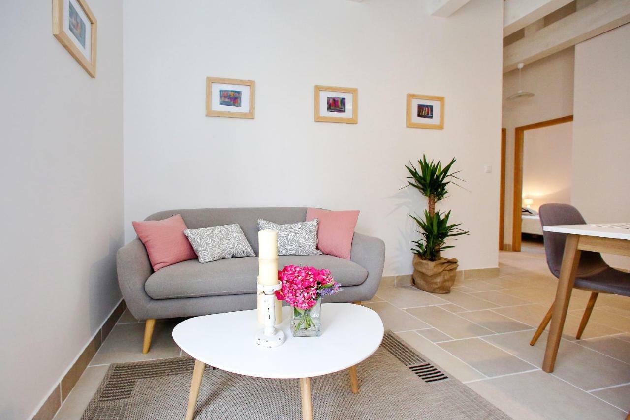 Rita Apartment